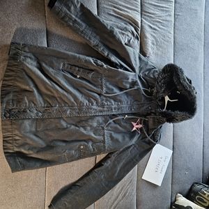 Jeffree star parka